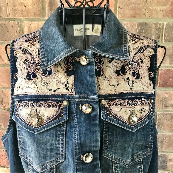 NWOT Platinum Chico’s Vest with Embellishments PRICE DROP - Picture 1 of 6